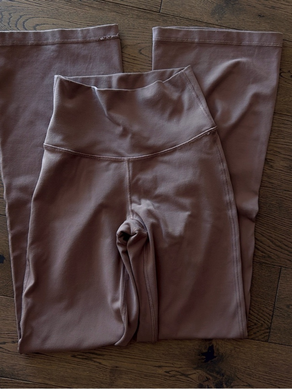 🤎 Aritzia Tna Wide Leg Hi Rise Leggings XXS Taupe